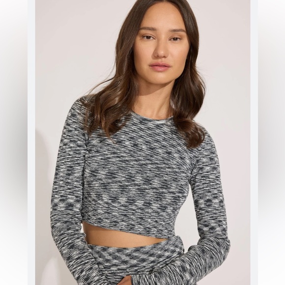 CLUB MONACO TOP - Picture 1 of 4